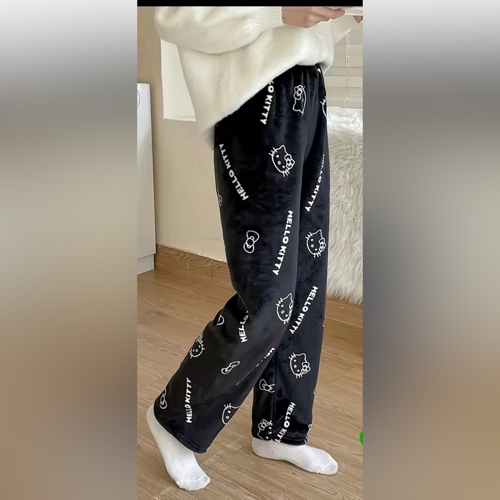 Women’s Sanrio Hello Kitty black and white fleece pajama pants